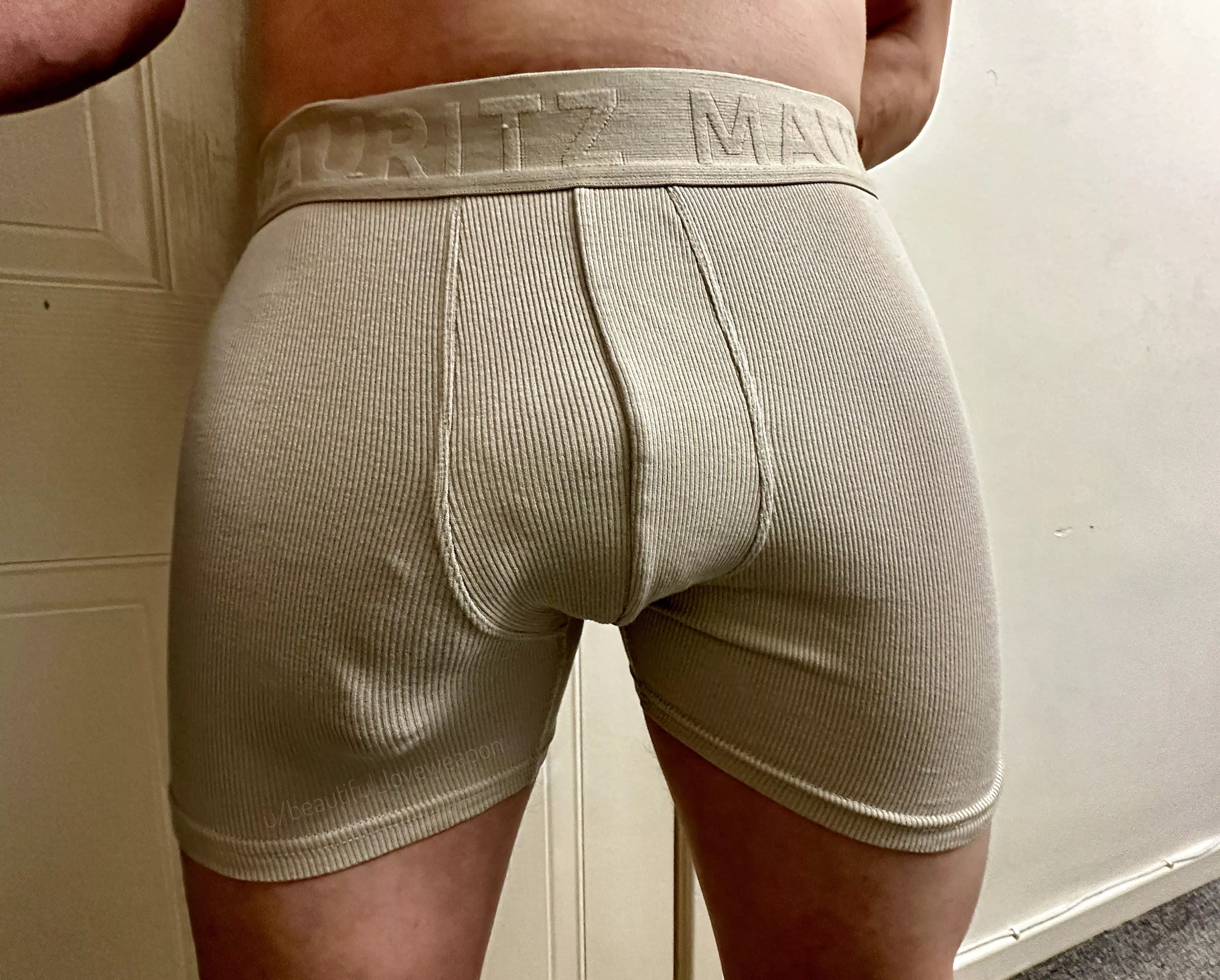 It’s natural to look posted by beautiful_loveweapon