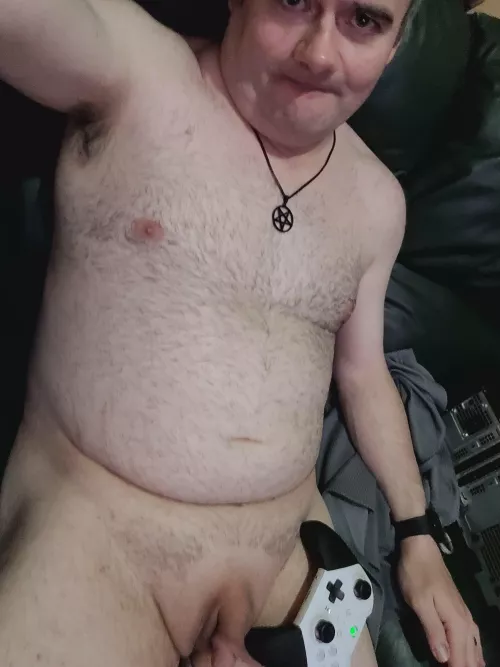 Playing some XBox by StickItInMyBHole420