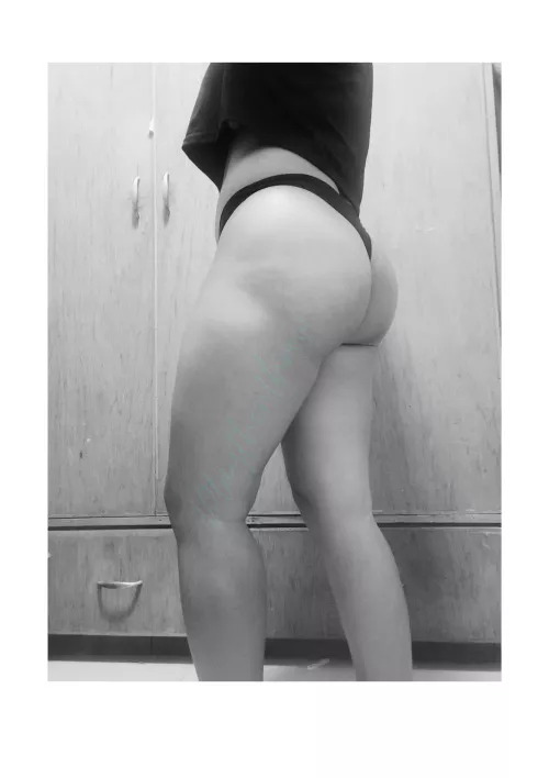 Proo(f) of life 😽 by playthenthrow