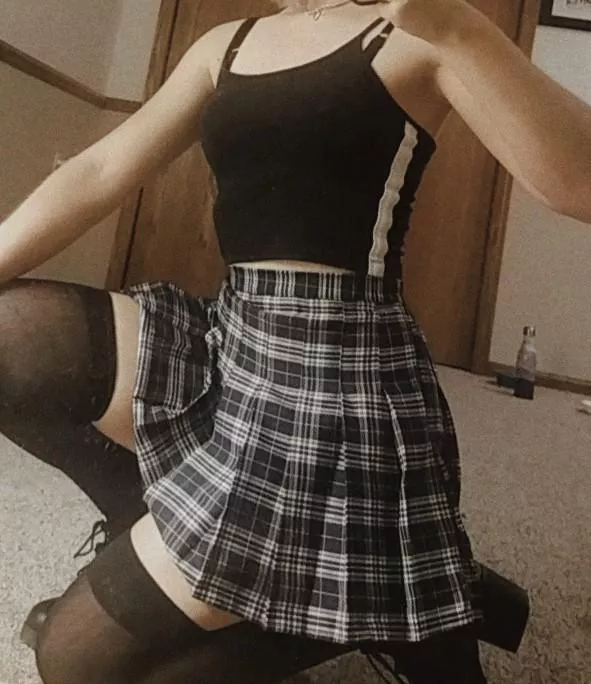 Thigh high stockings, short skirt, and nothing on underneath 😚😏 by RobynFox153