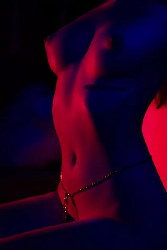 Knives, nudity, and a hint of danger. Interested? by publiclyBandy