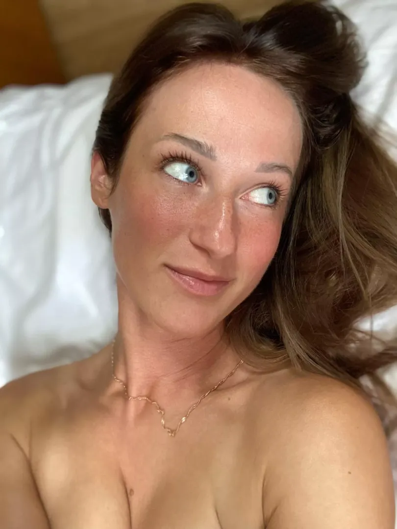 Me smiling when you wake up next to me by TheEmilyXrose