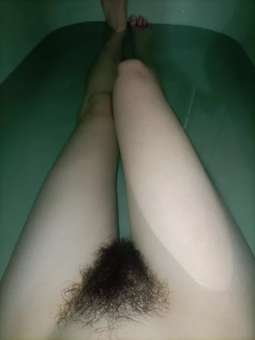 My bush in the bathtub. Would you suck it clean? by ohyesClara