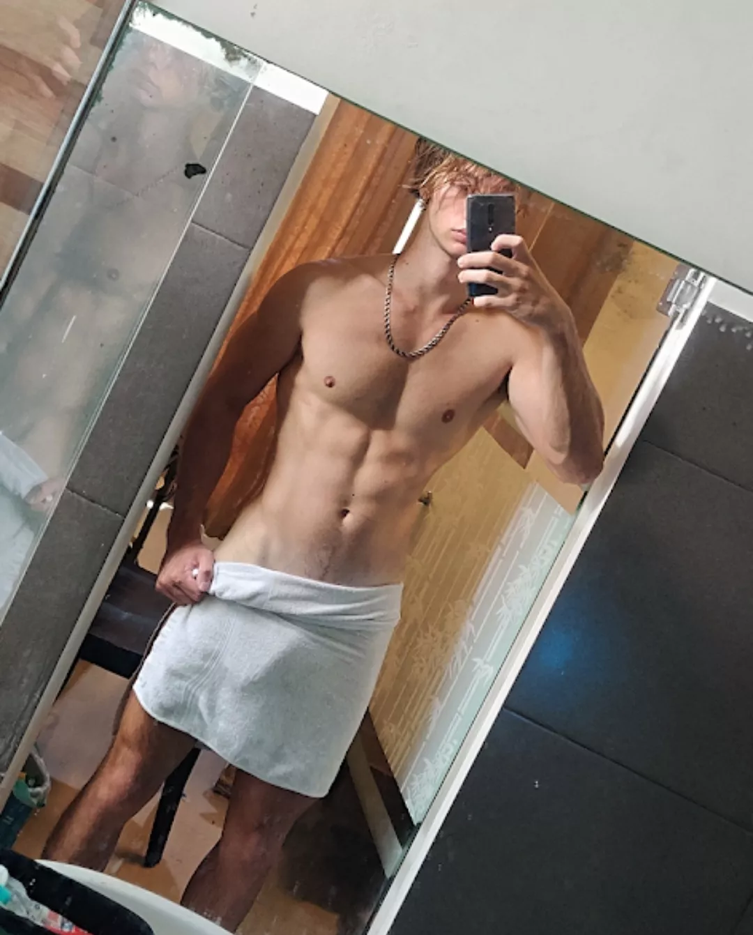 Should I drop the towel? posted by Daylo117