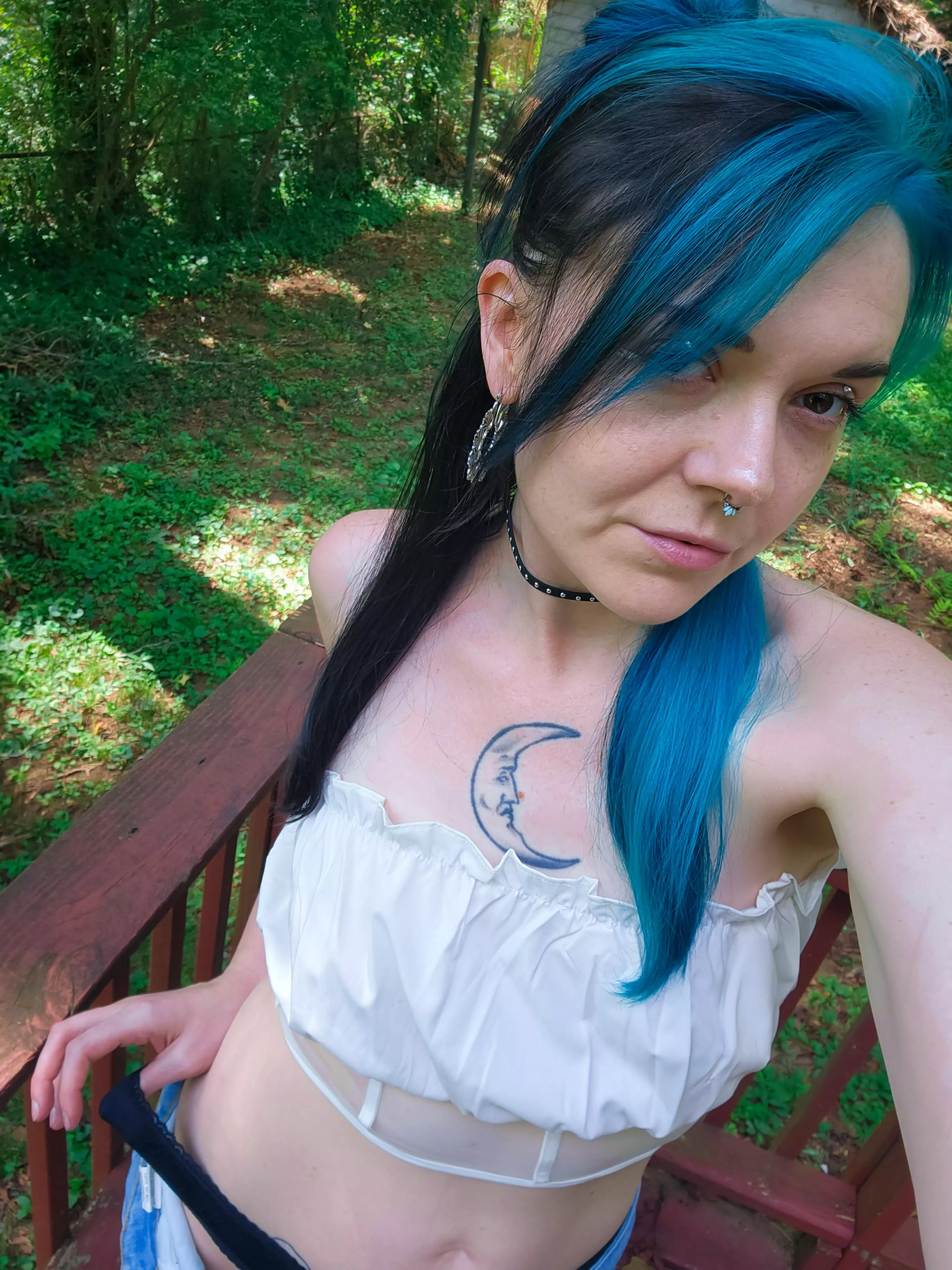 Wanna go have some fun outdoors? posted by asteria_faye