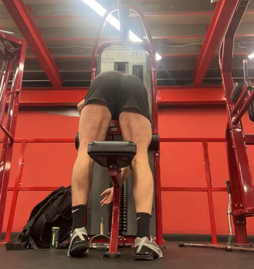 Wish someone would bend me over this machine by Cecillad