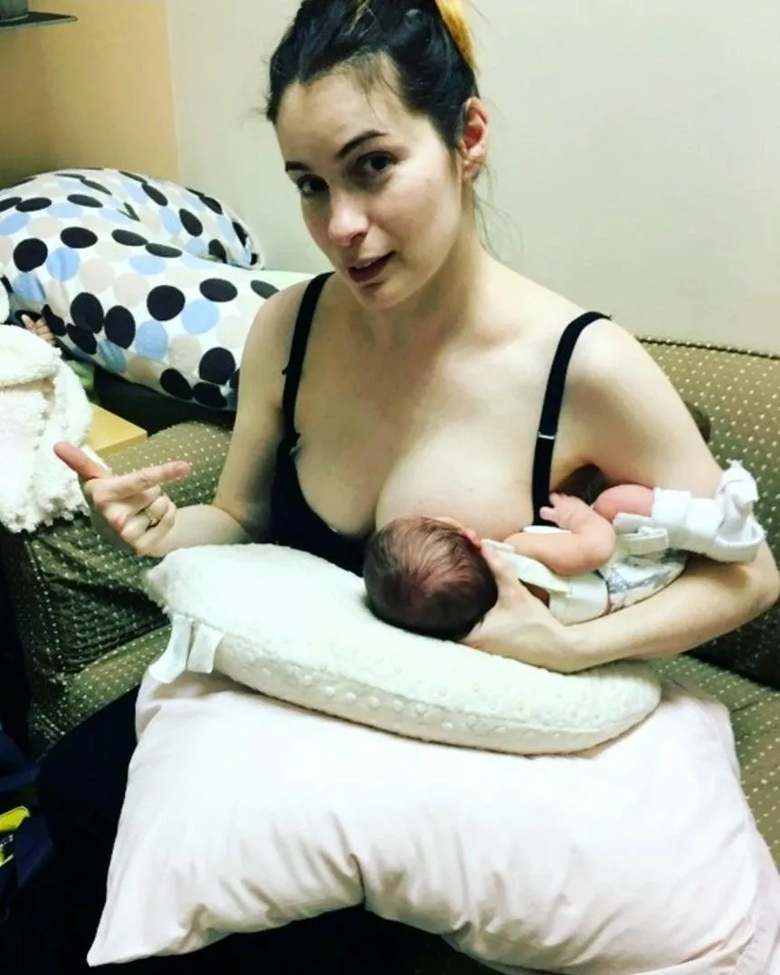 Felicia Day posted by Distinct-Charity6871