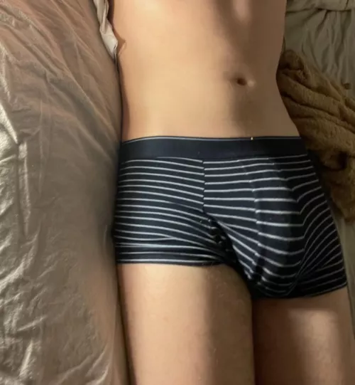 Hard to hide by Pat_Long