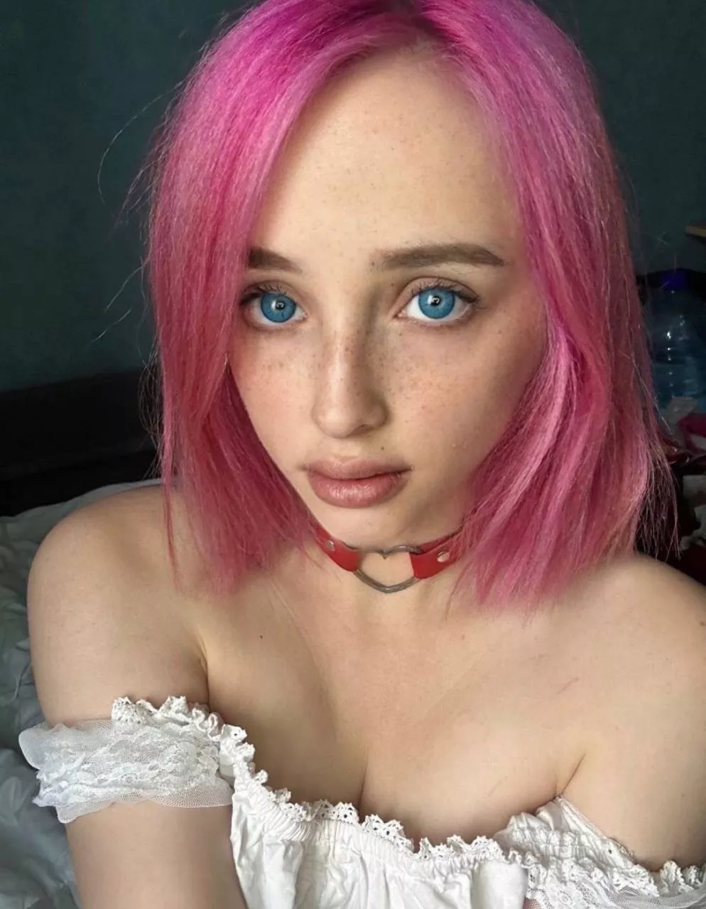 I want to be the reason you divorce your wife posted by AyliasTheCoder