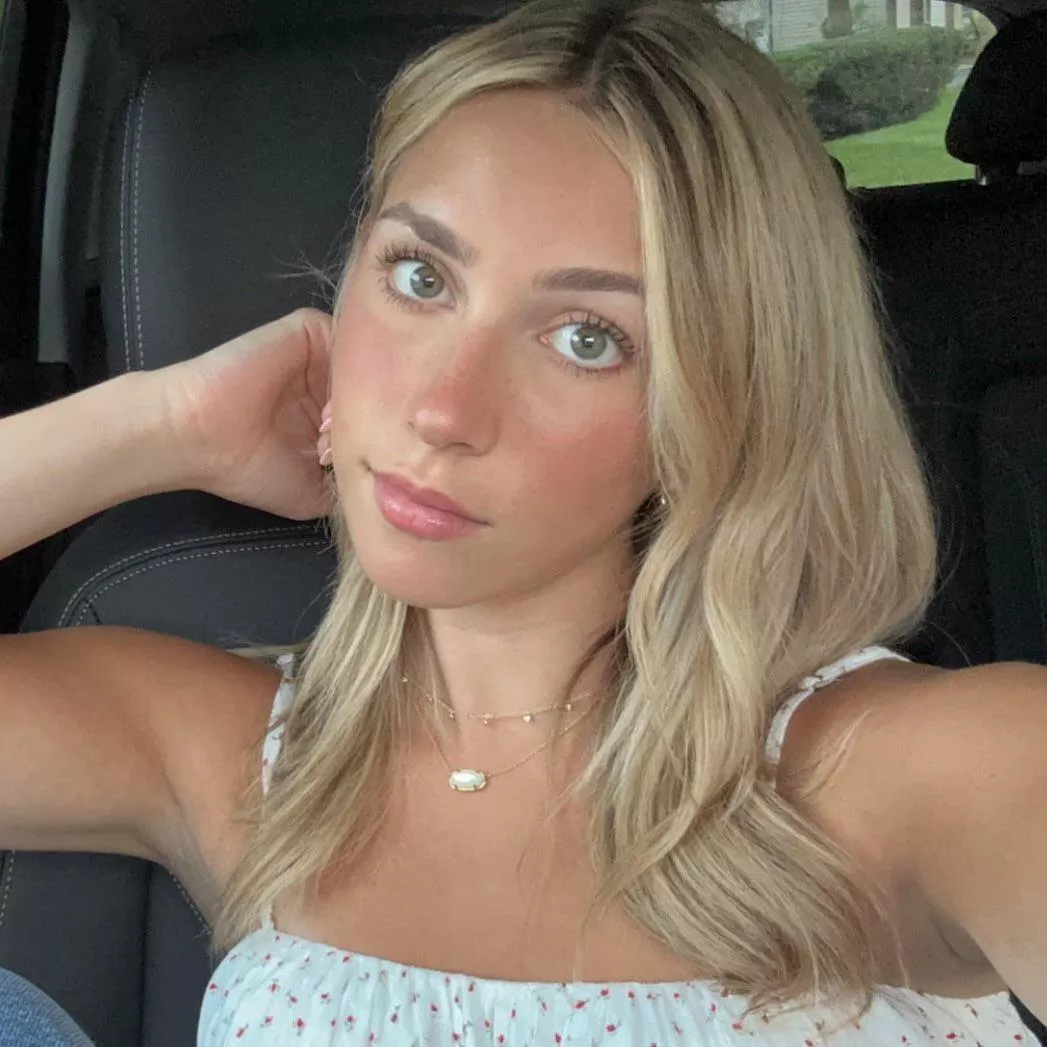 Katie Feeney posted by Weakness-Valuable