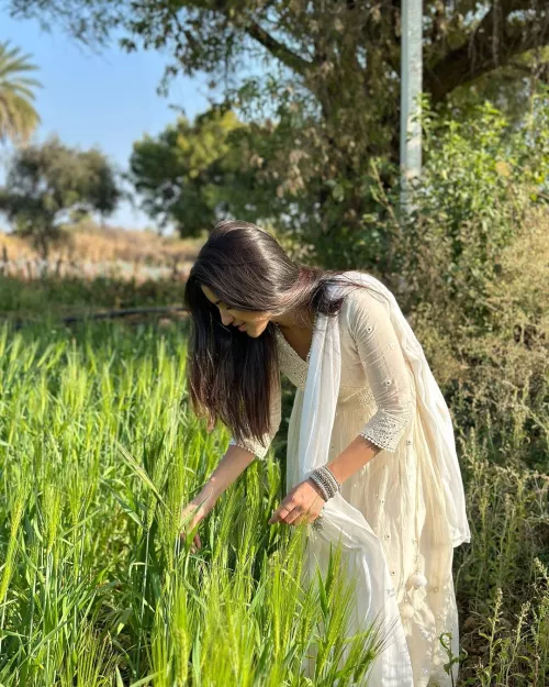 Malvika Sharma by sagar9175