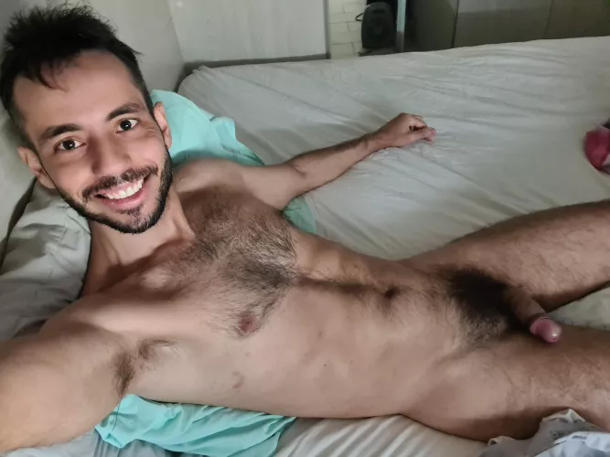 Naked with my pubes by LekNuBr