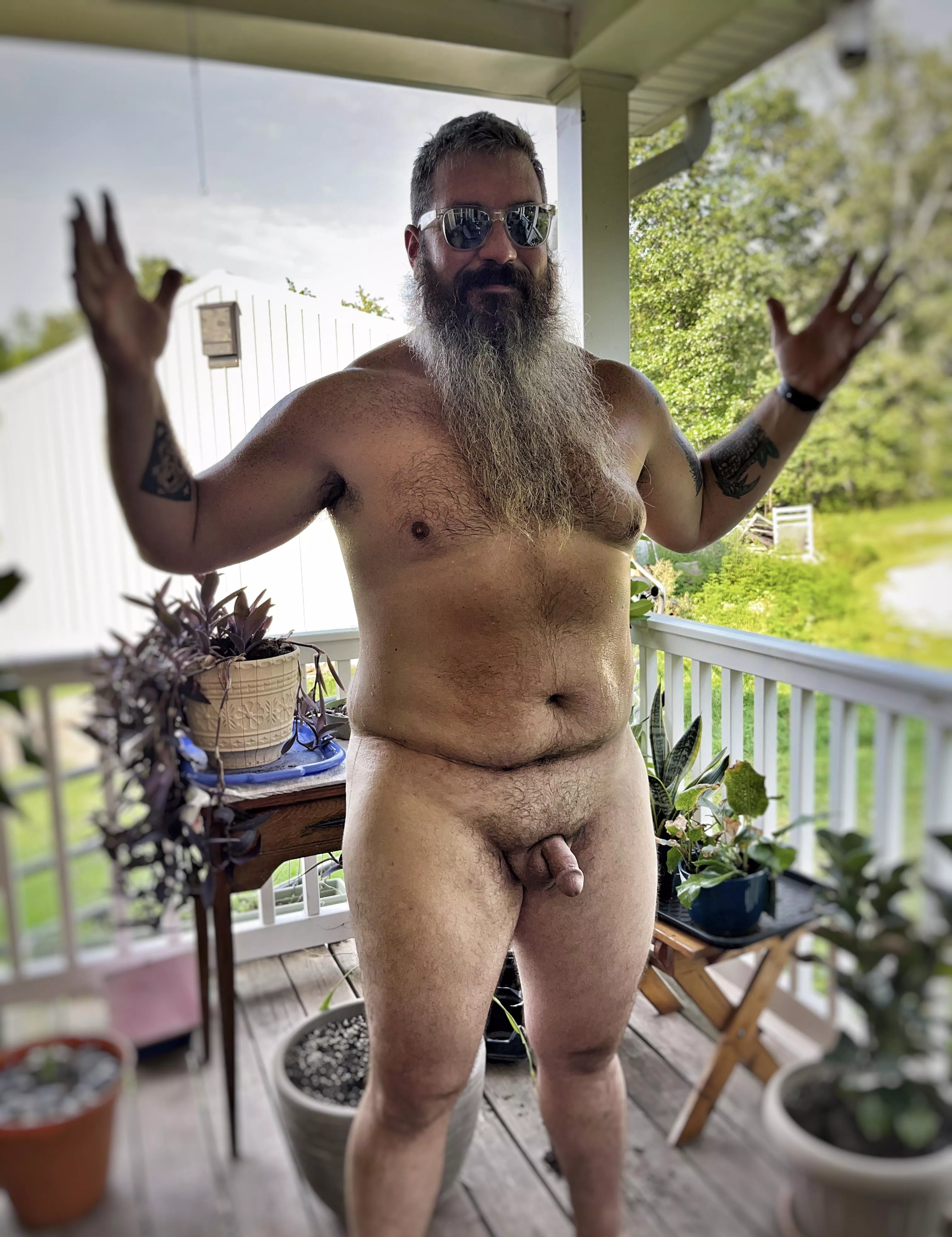 Sweaty after an afternoon of doing hot dad chores. 😉 posted by ThaGuvnor