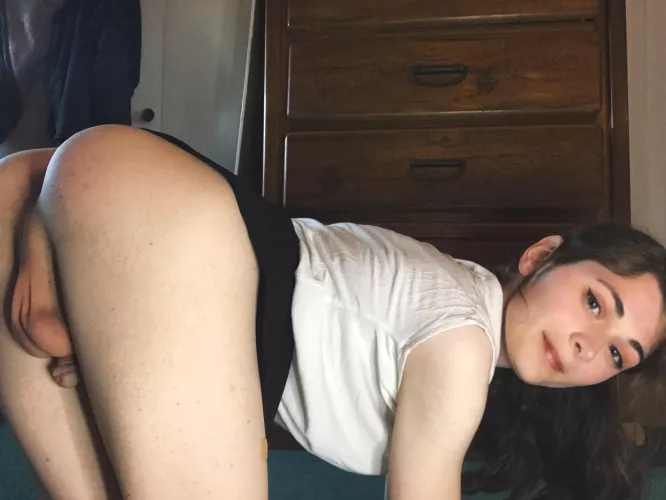 Whatcha doing back there? ^_^ by Inside_Instance_8779