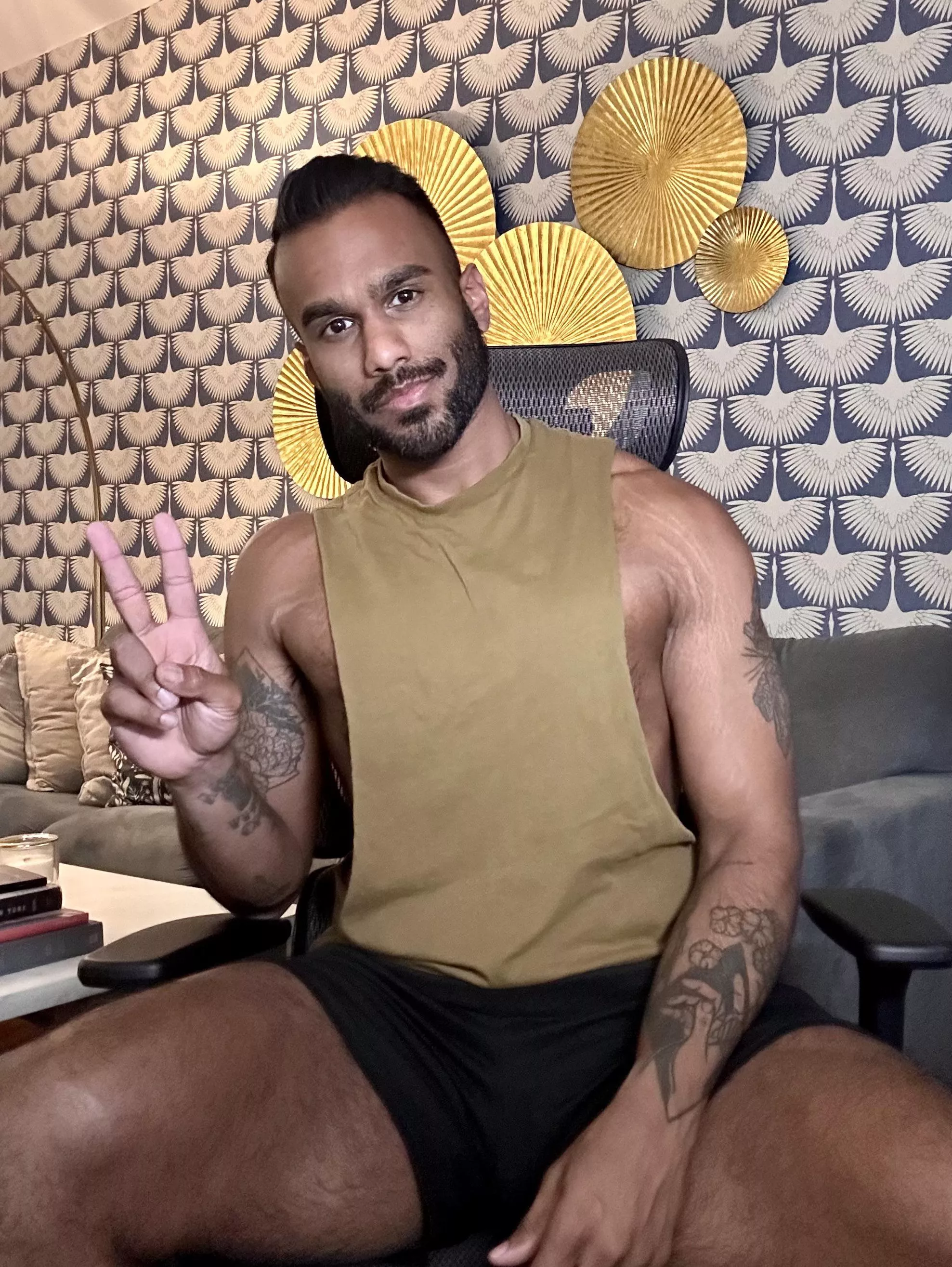 Where my gaymer girlies at? posted by hunty_brown