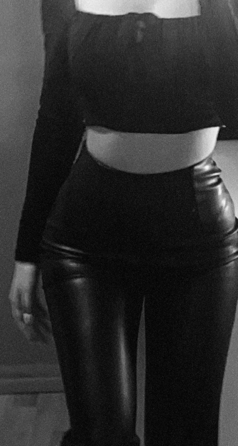 18y/o posted by Lopsided-Volume2078