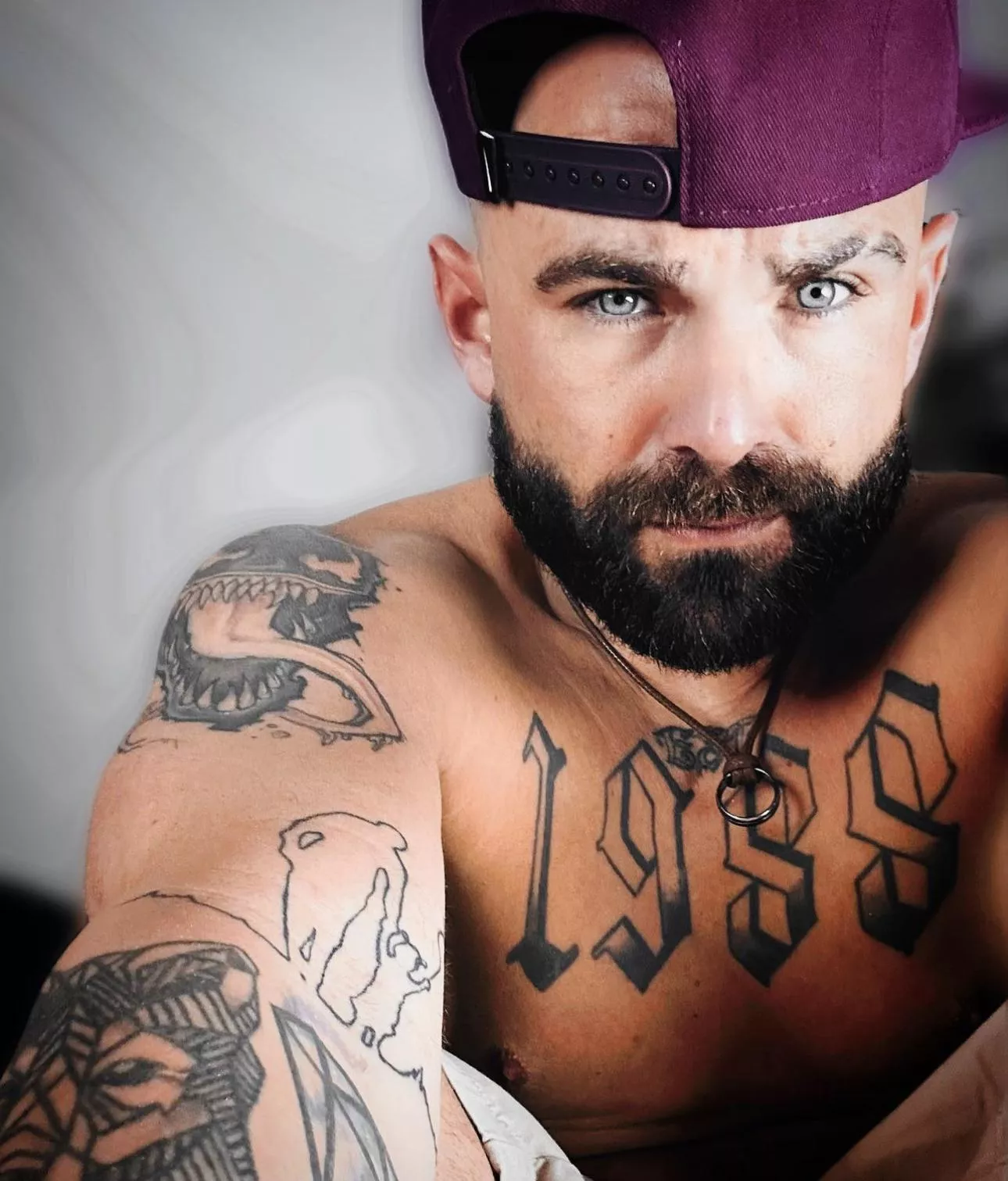 Alone and Horny on a Friday Night :( posted by sexypantsa_