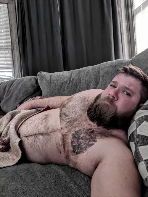 Am I the big spoon or little spoon? by smokeybear911