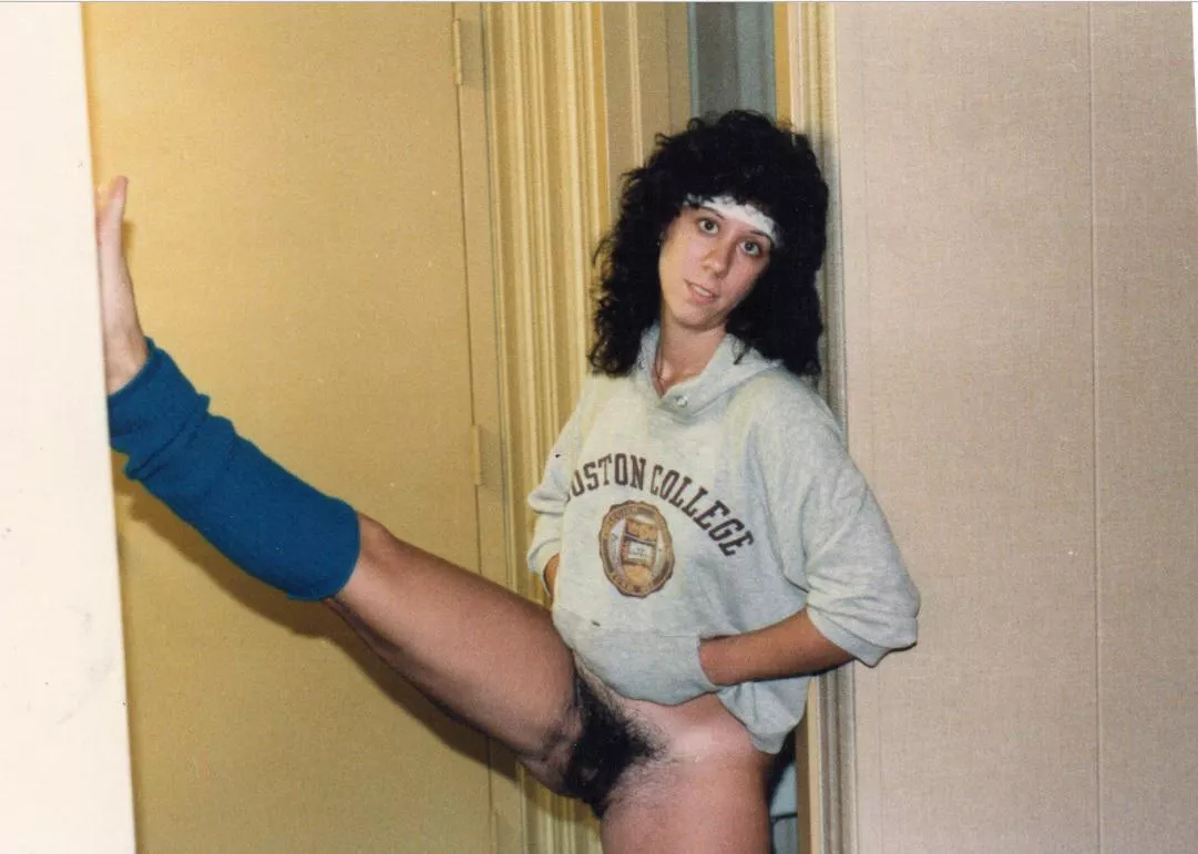 Another of the leg warmers posted by Gthang21220