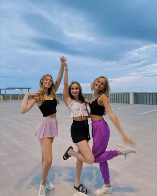 Be happy by MrFocus900