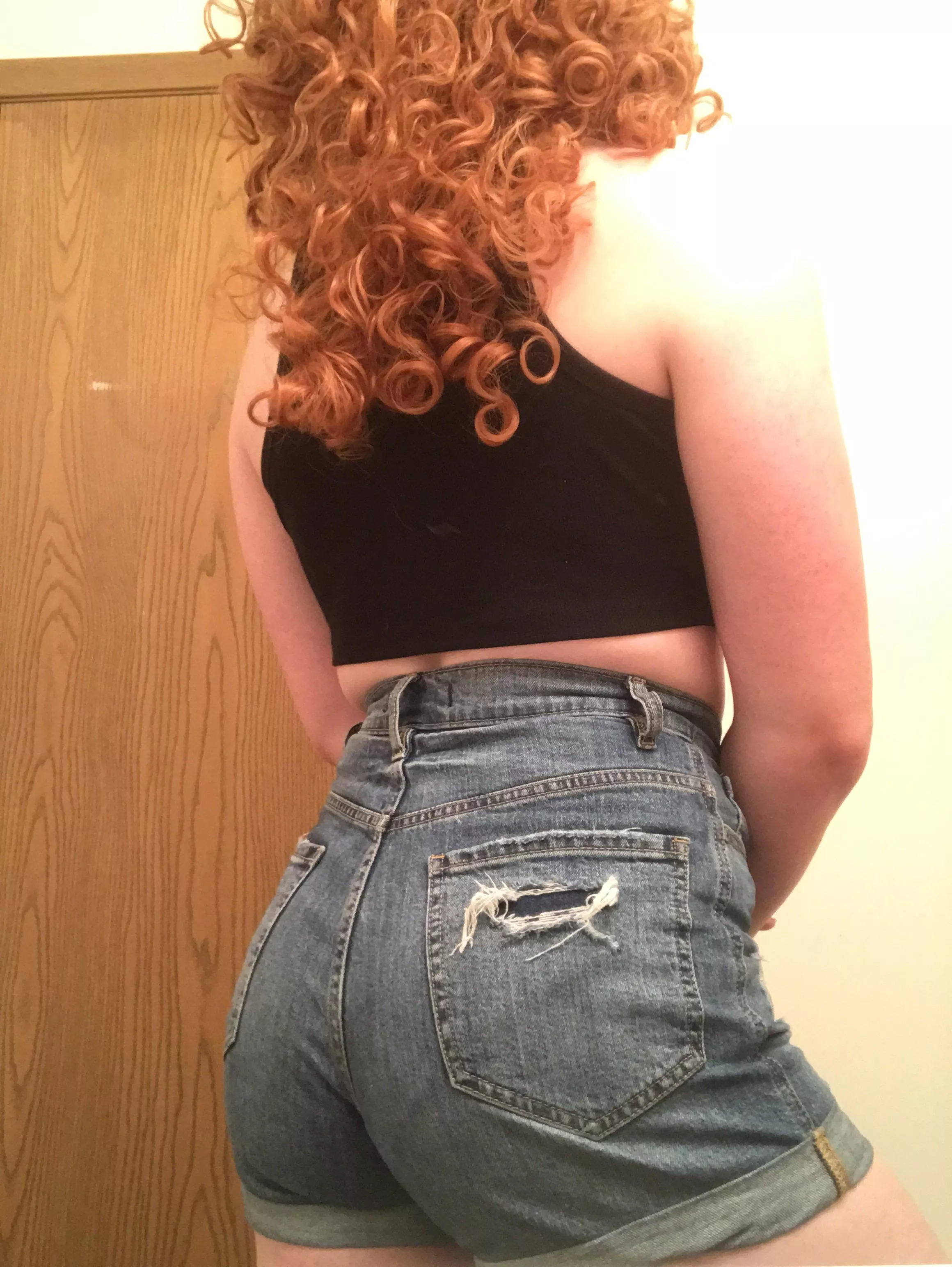 Can someone please call me a good girl? 🥺 posted by tgirlkelly