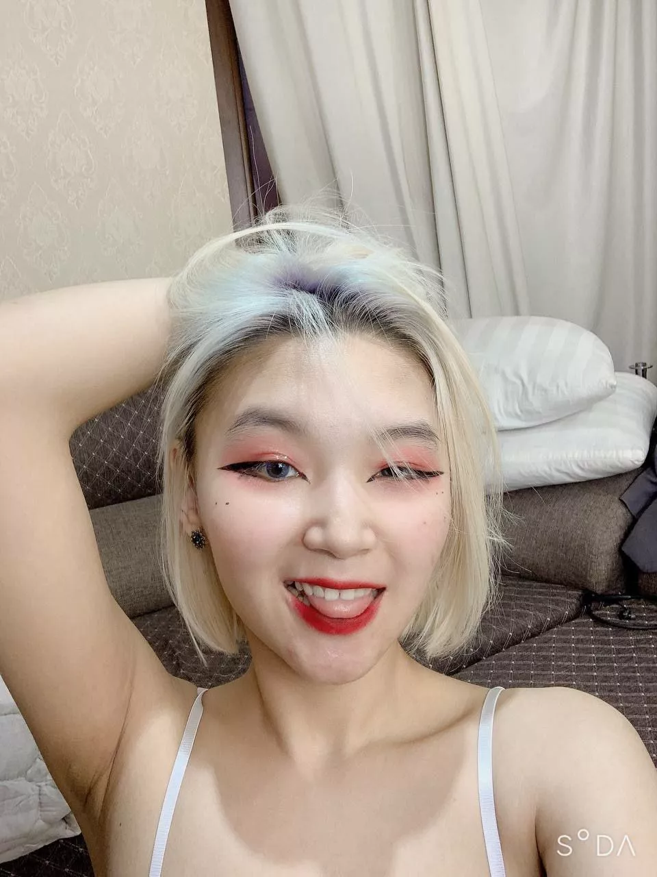 Cutie asian girl posted by MountainMaximum9941