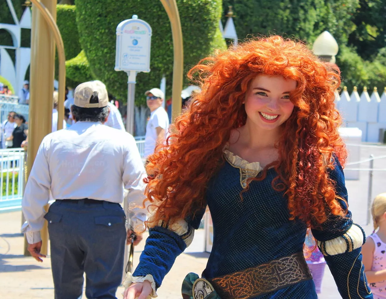 Disneyland's Merida posted by incisedindexer