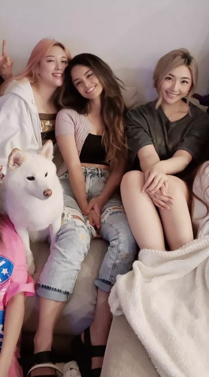 Ex-roomies of screamer House (Celine, Rae, janet) posted by aSmuttyNation