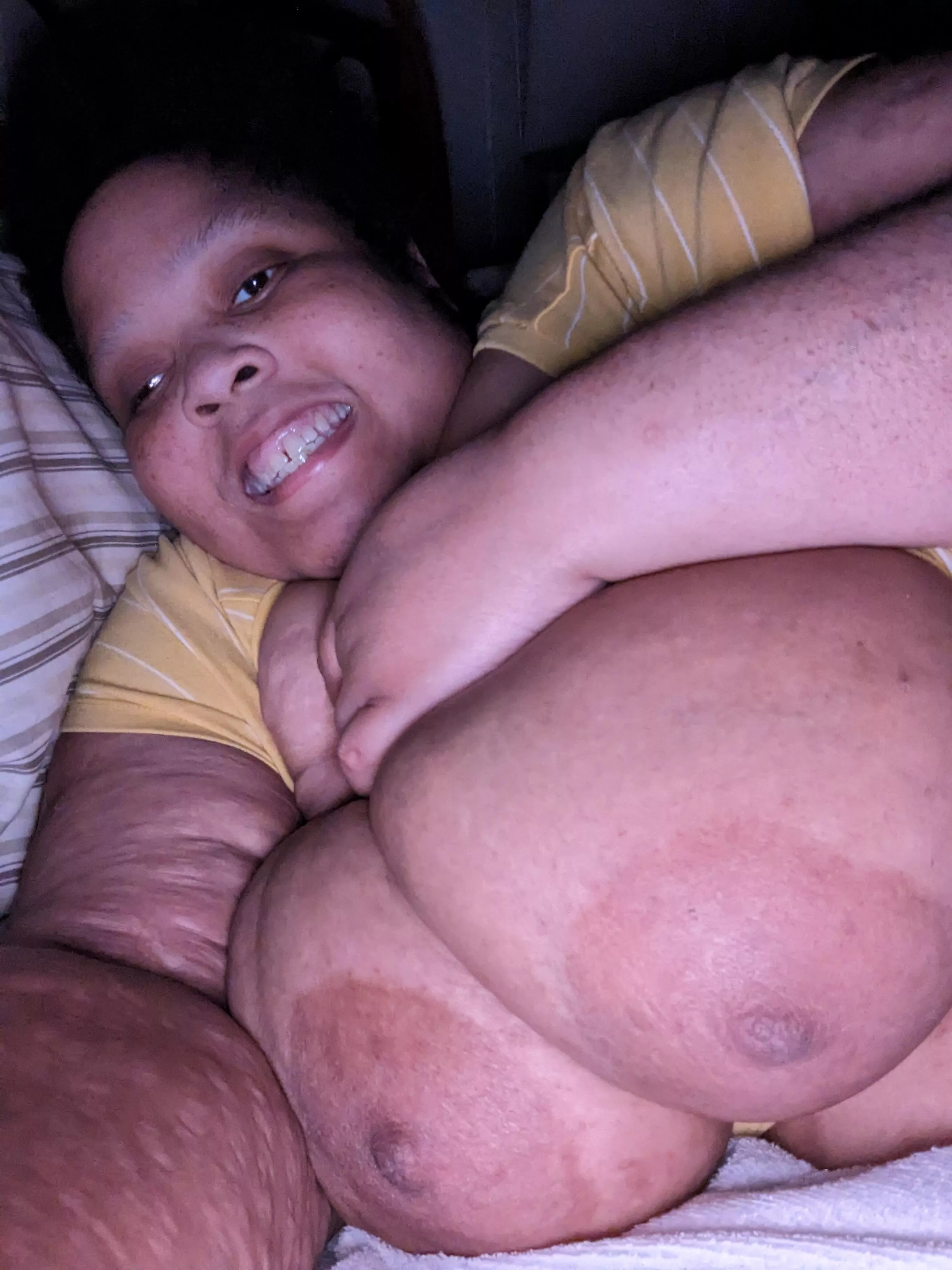 Humongous mommy bbw tits! posted by Queenofdafcup