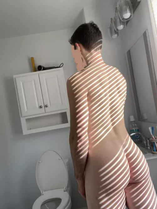 I like to be spanked 🫢😊 by kinkyboy887