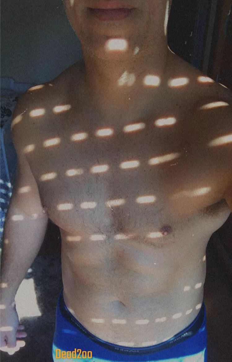 Like my lips? [44] posted by Dead2oo