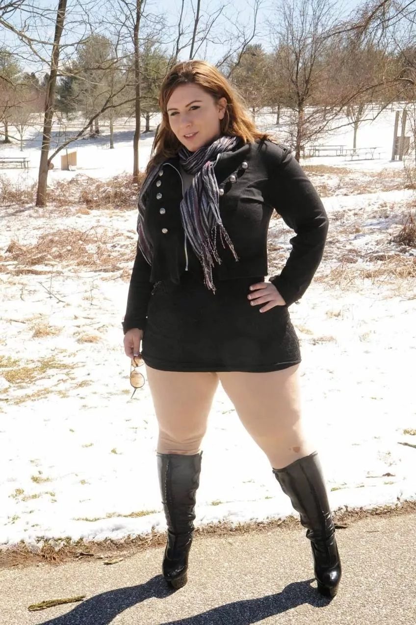 London Andrews posted by evenflow_2991