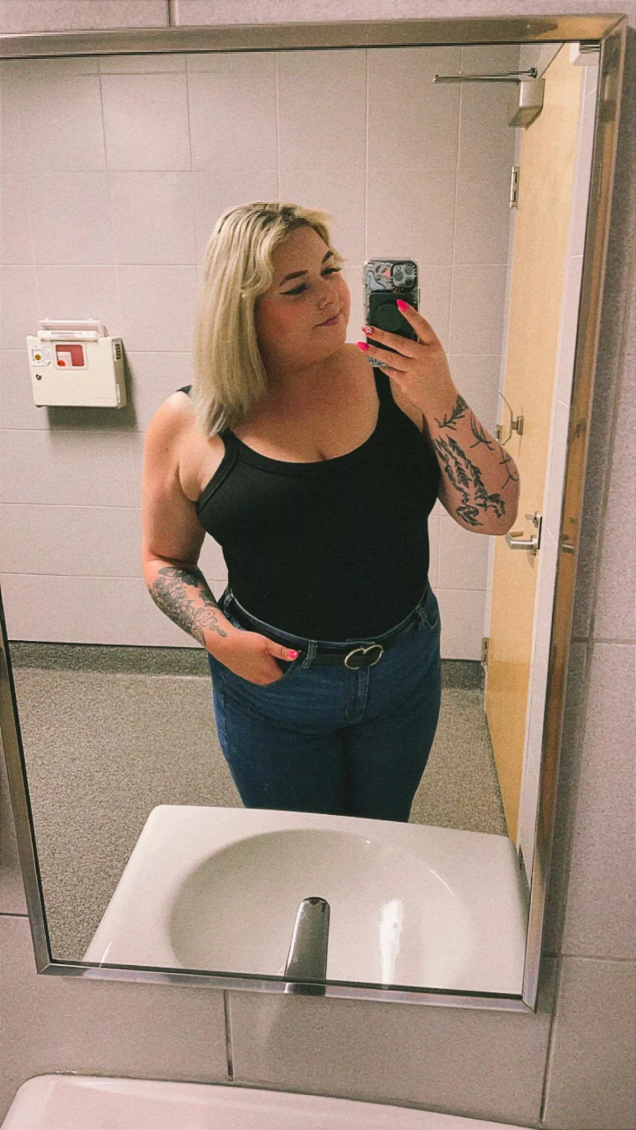 New to OF - subs and custom content available! posted by water_polo_whore