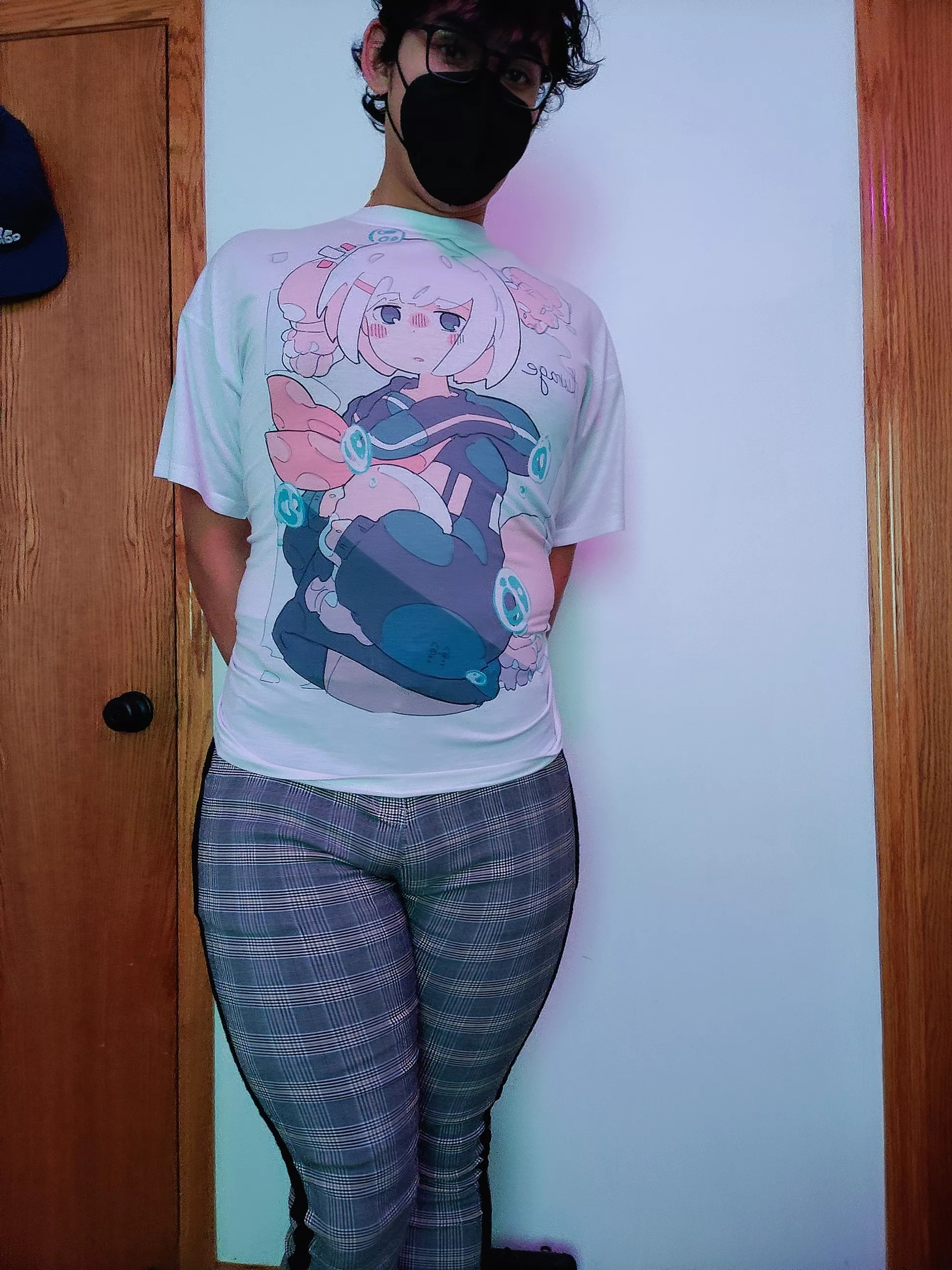 Should I go out like this? 🤔 posted by NishiPenguin