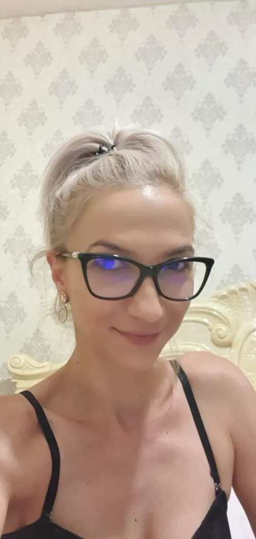 Weekend time, i love to let lose and unwind 💋🤪🥳😏 by KeillyKalifa