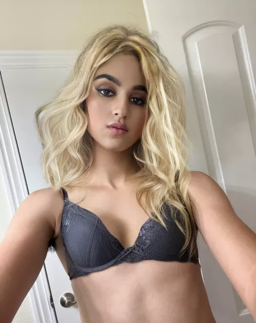 Who taking me to pound town? by Sissypoundtown