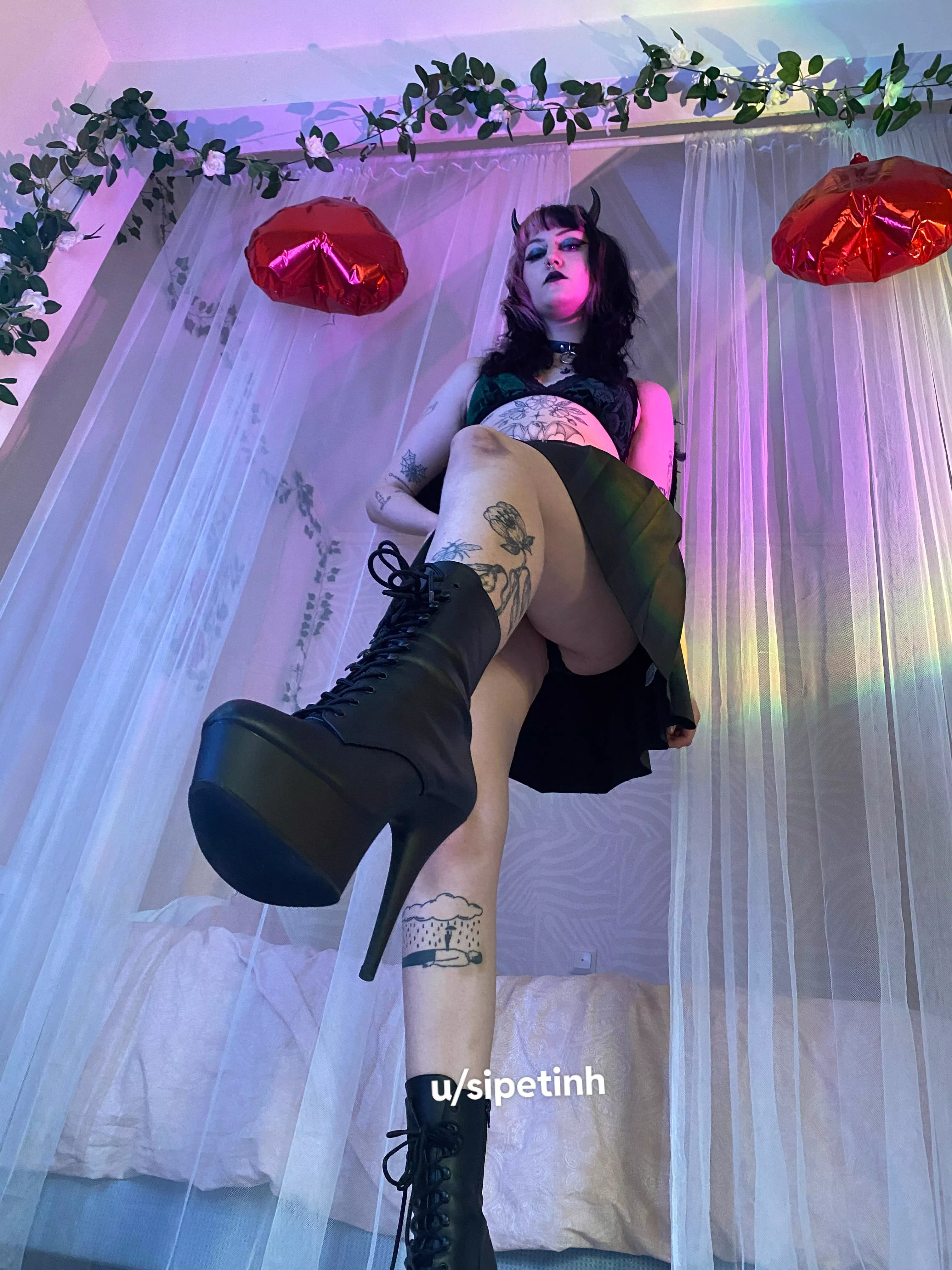 You should only say ”yes goddess” posted by sipetinh