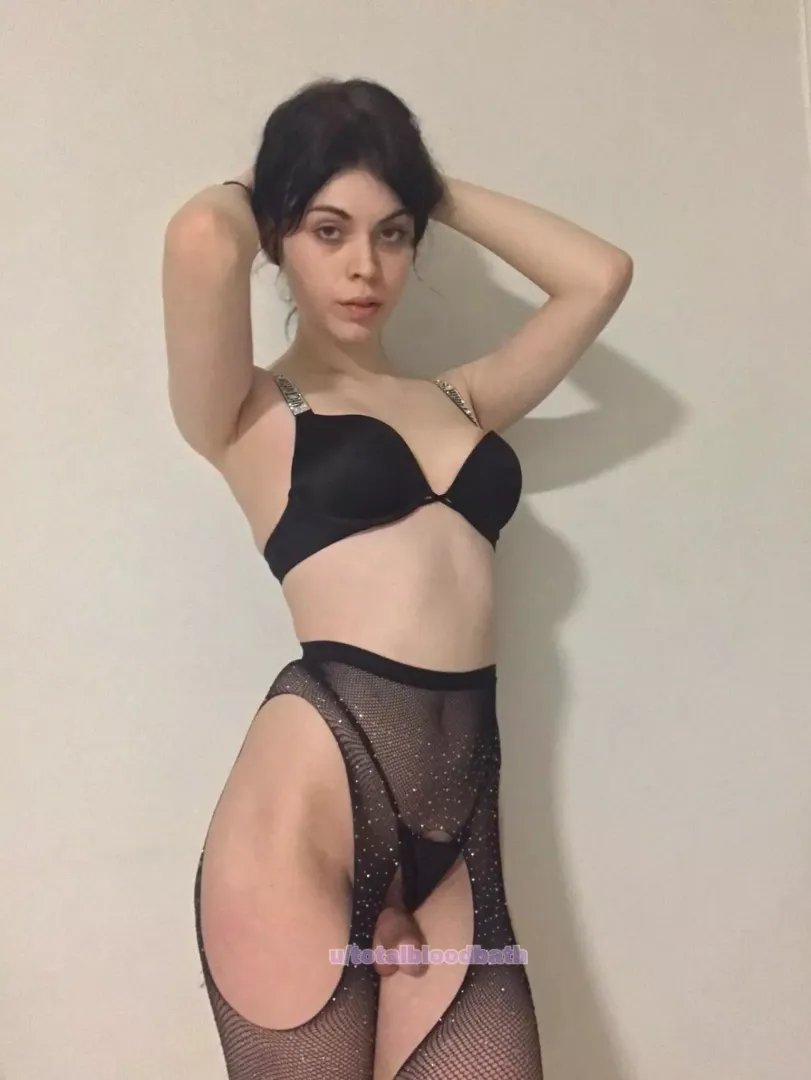did i get your attention? posted by totalbloodbath