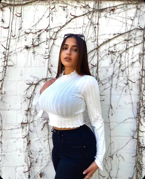 Does she blends in with the background? by JustFriendlyToday