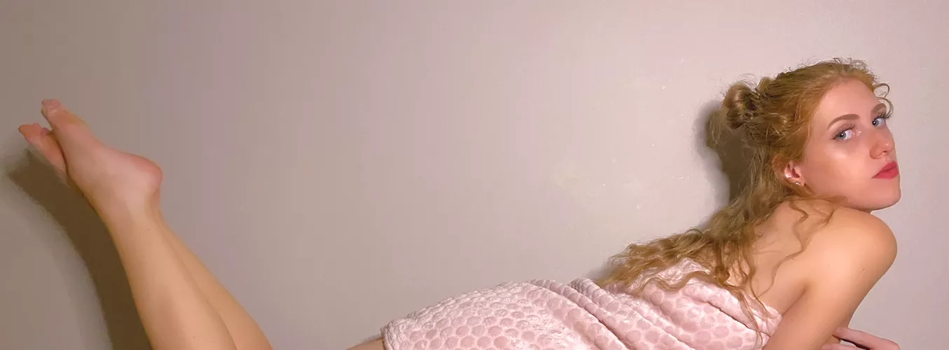 From one of my first photo shoots😋 by AmiraLuciana