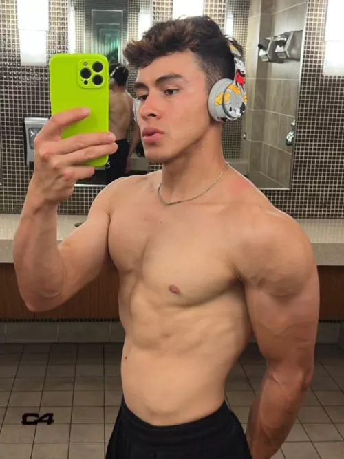 Happy Sunday 🫠 by 0hWaitWait