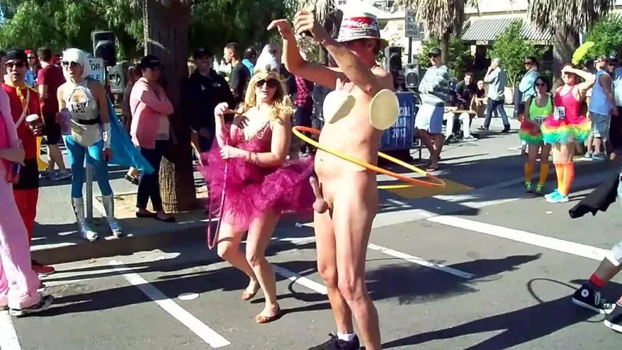 Hoop-la helicopter at B2B by Peripatetic_Wombat