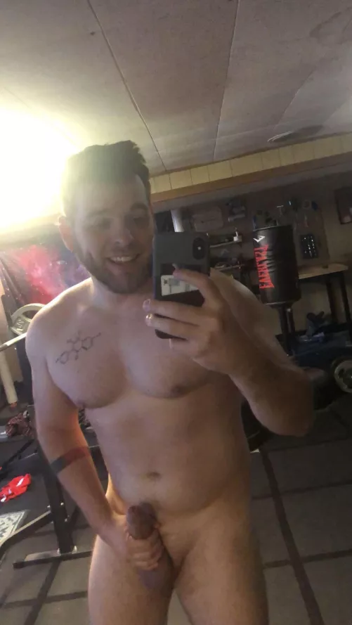 I got distracted during my workout by Far_Ambassador_525