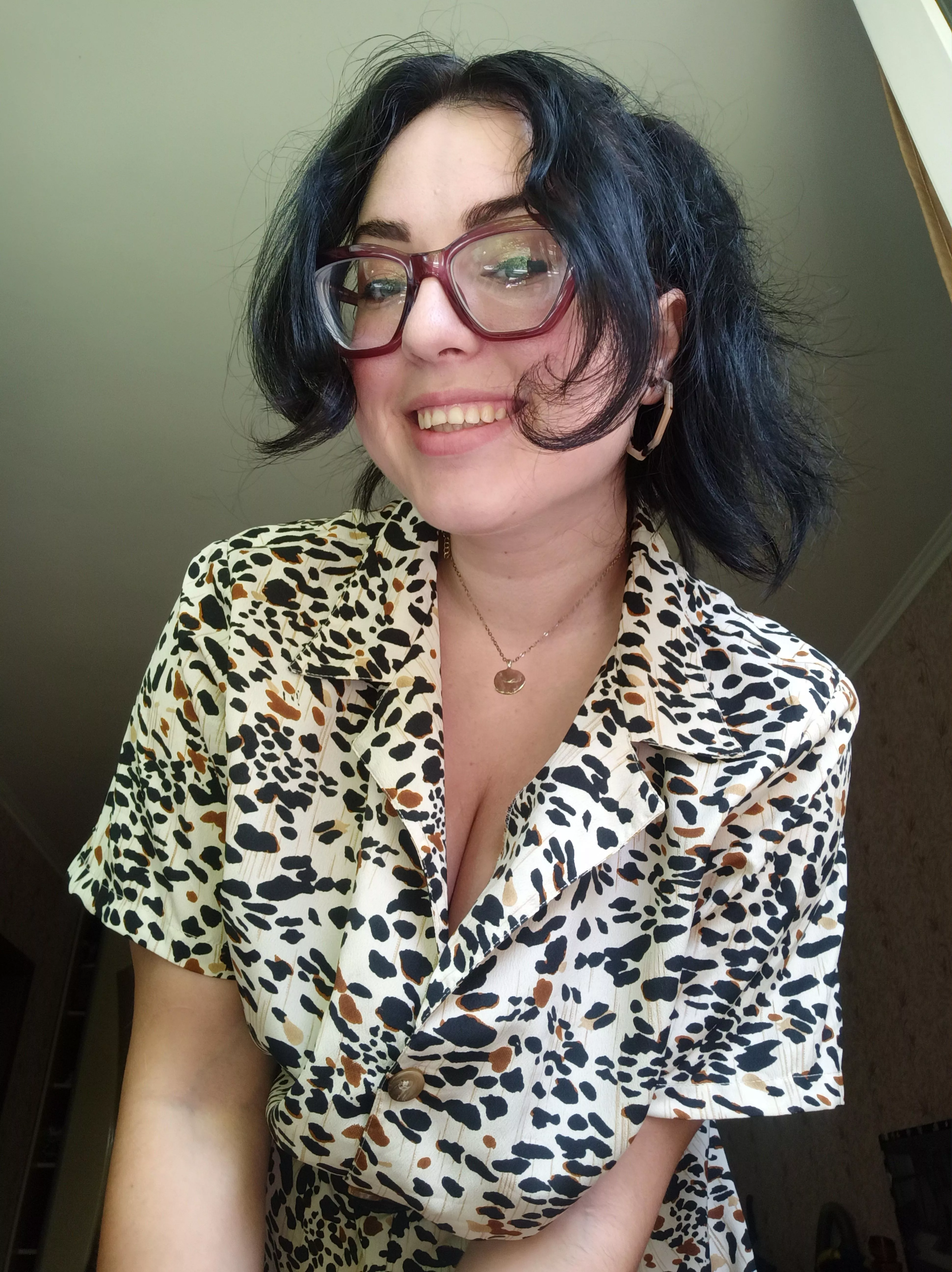 I smile because I'm going on a date posted by _mermariel