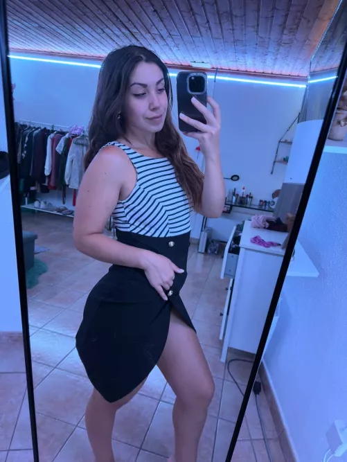 Im not so sure about this dress.. what you think? 😩 by NextNothingz