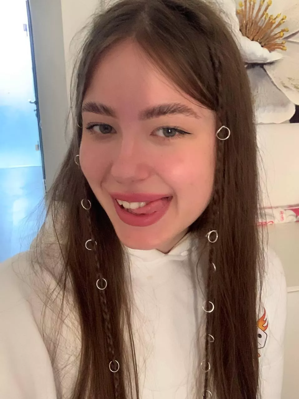 IUTR posted by Yummy_Strawberry_535