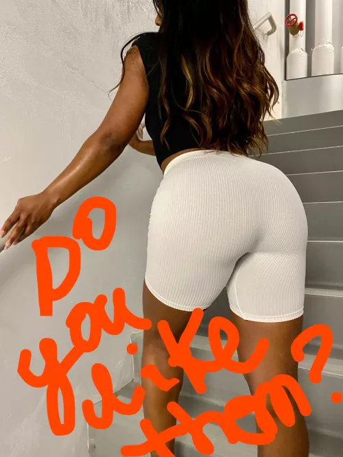 New Yoga shorts by nelabella