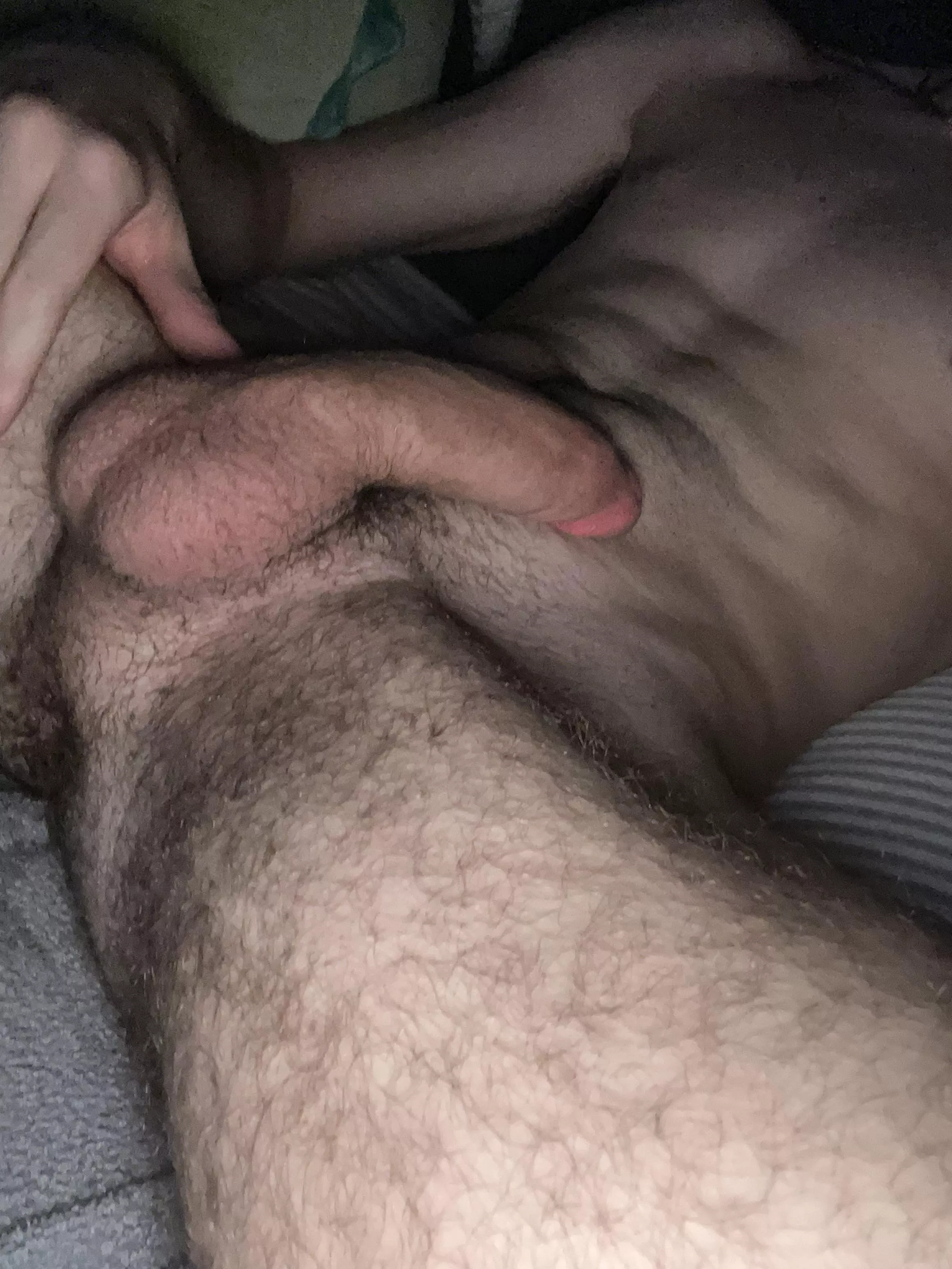 21 midwest college looking for kinky jerk bud…hmu for snap posted by Emergency-Respect-20