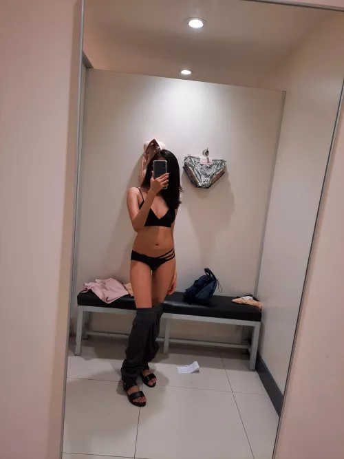 Ang kalat ko (f) by toogirlyforhim