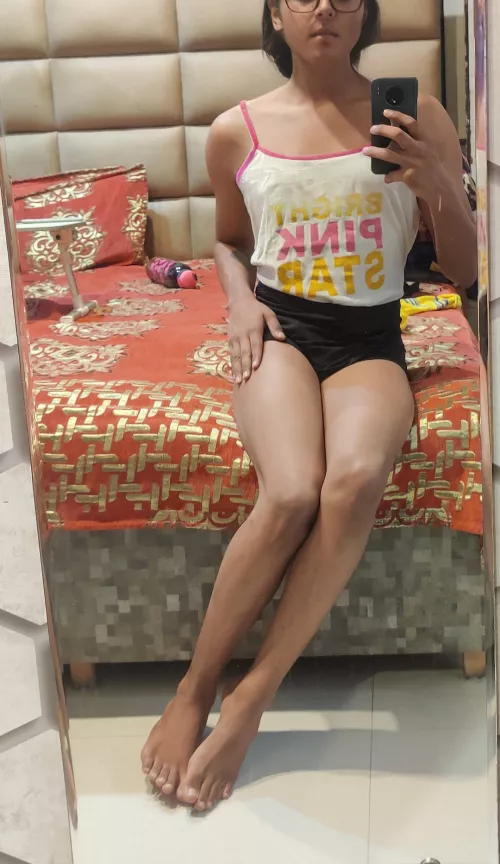 First reaction seeing me? 🙈 by fatalchica